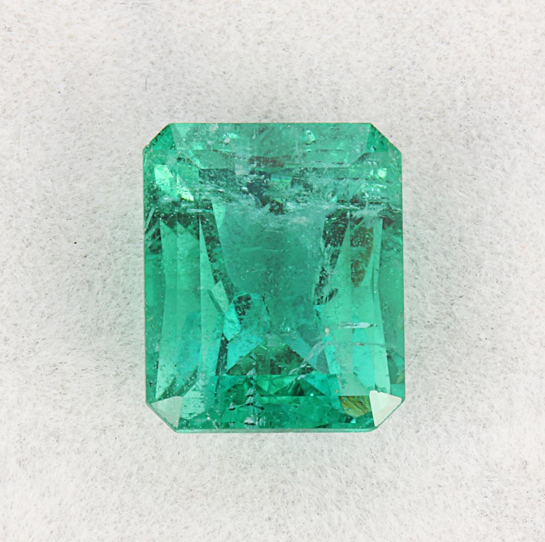 Unmounted emerald (1 of 2)