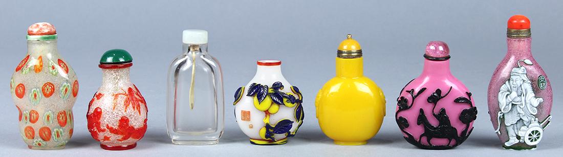 Assorted Chinese Glass Snuff Bottles (1 of 5)