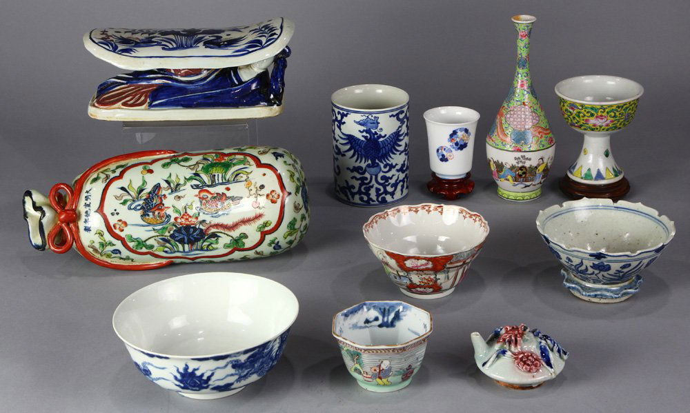 Group of Chinese/Japanese Porcelain (1 of 7)