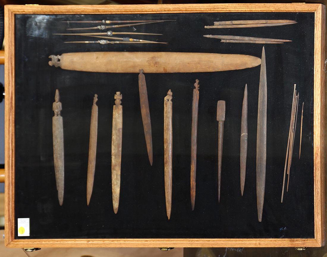 Pre-Columbian Chancay weaving tool group (1 of 1)