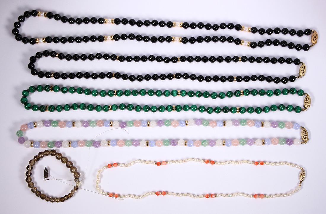 Collection of unmounted stones, multi-stone bead, (1 of 3)