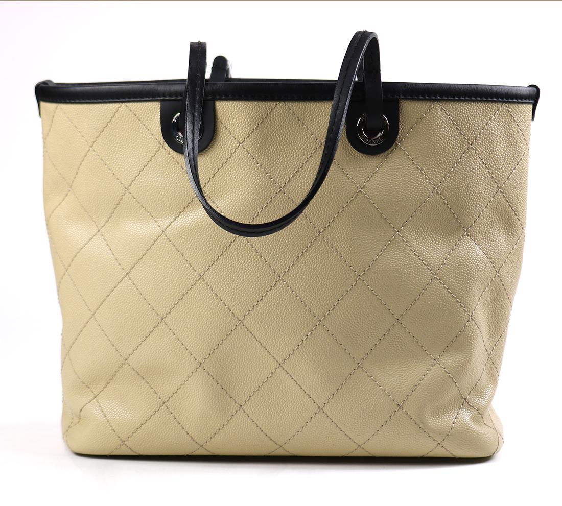 chanel shopping bag price