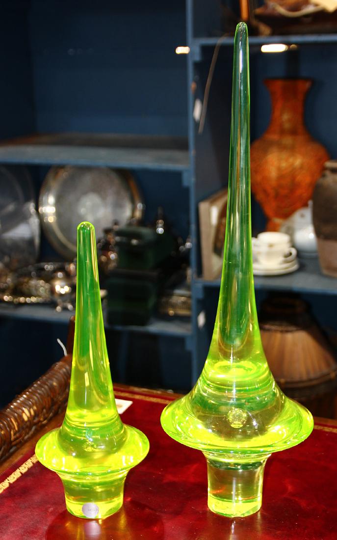 (lot of 2) Salvianti Murano moderne vaseline art glass (1 of 1)