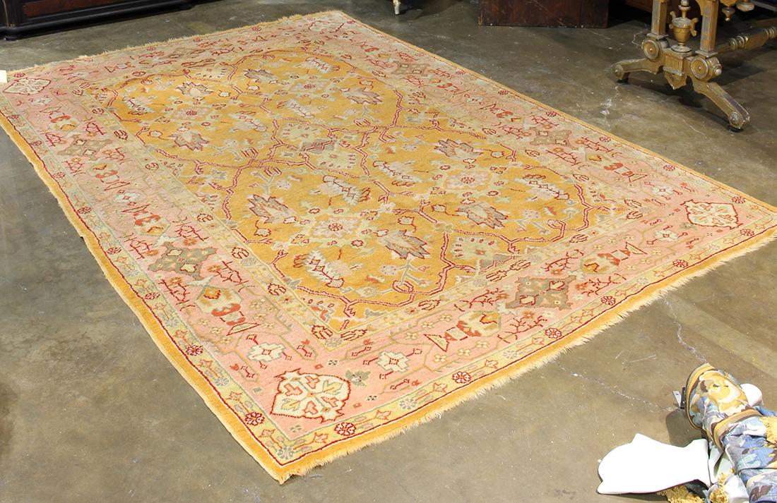 Turkish carpet, 9'10" x 6'8" (1 of 4)