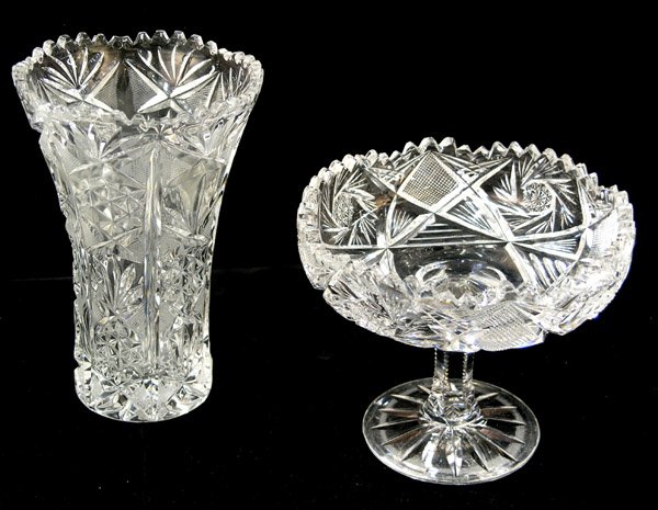 Cut molded glass compote vase - 3