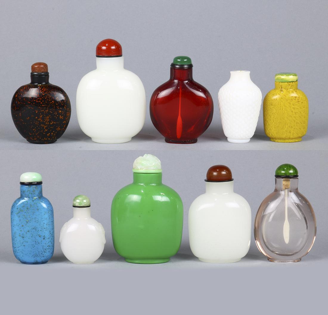 Chinese Glass Snuff Bottles (1 of 11)