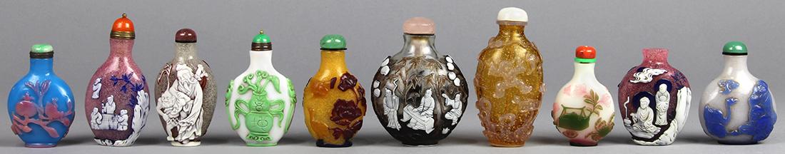 Chinese Overlay Glass Snuff Bottles (1 of 12)