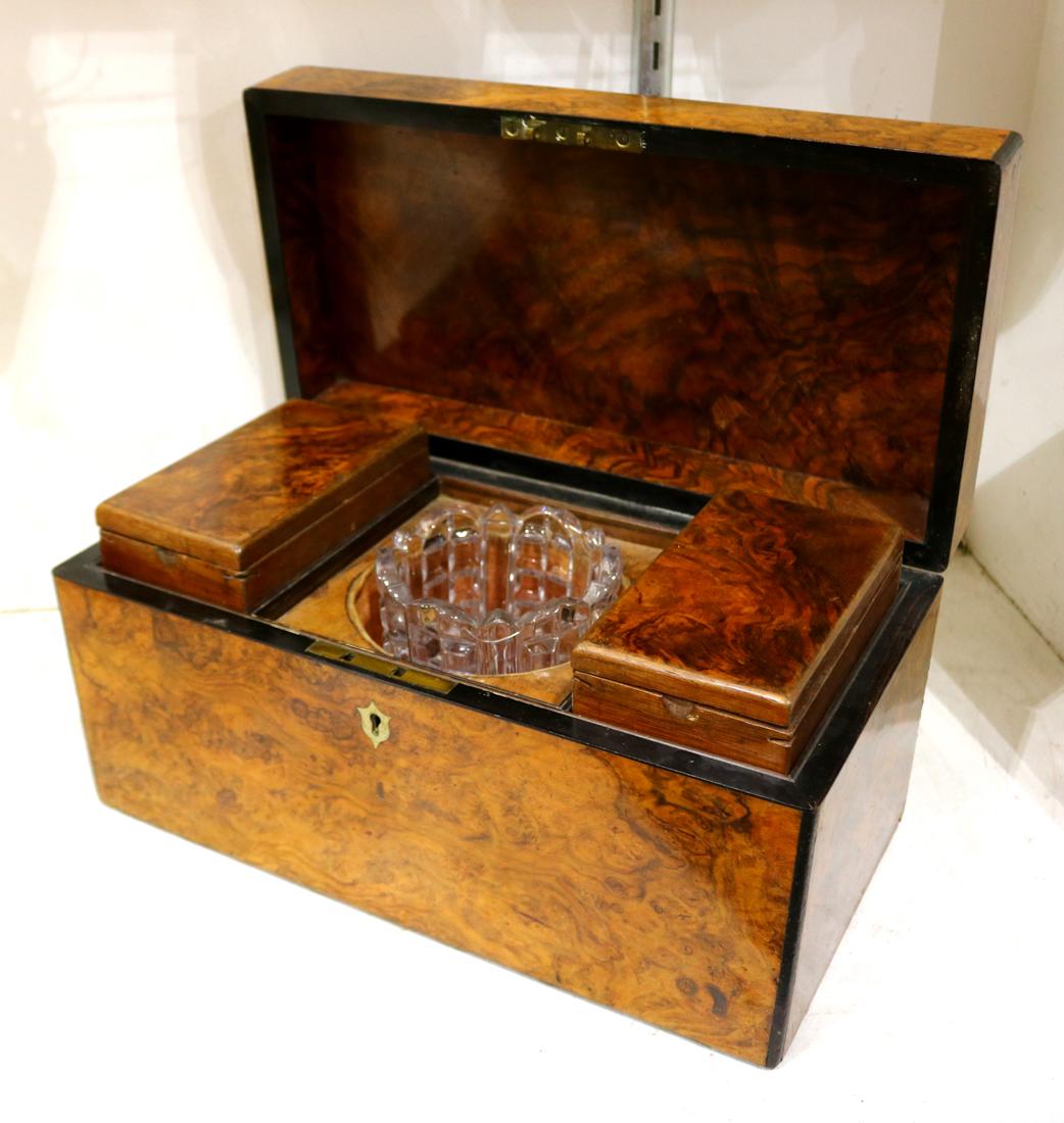 Victorian burled walnut tea caddy, having a rectangular (1 of 2)