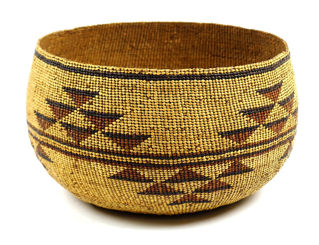 Native American Hupa twined basket, Lower Klamath, (1 of 3)