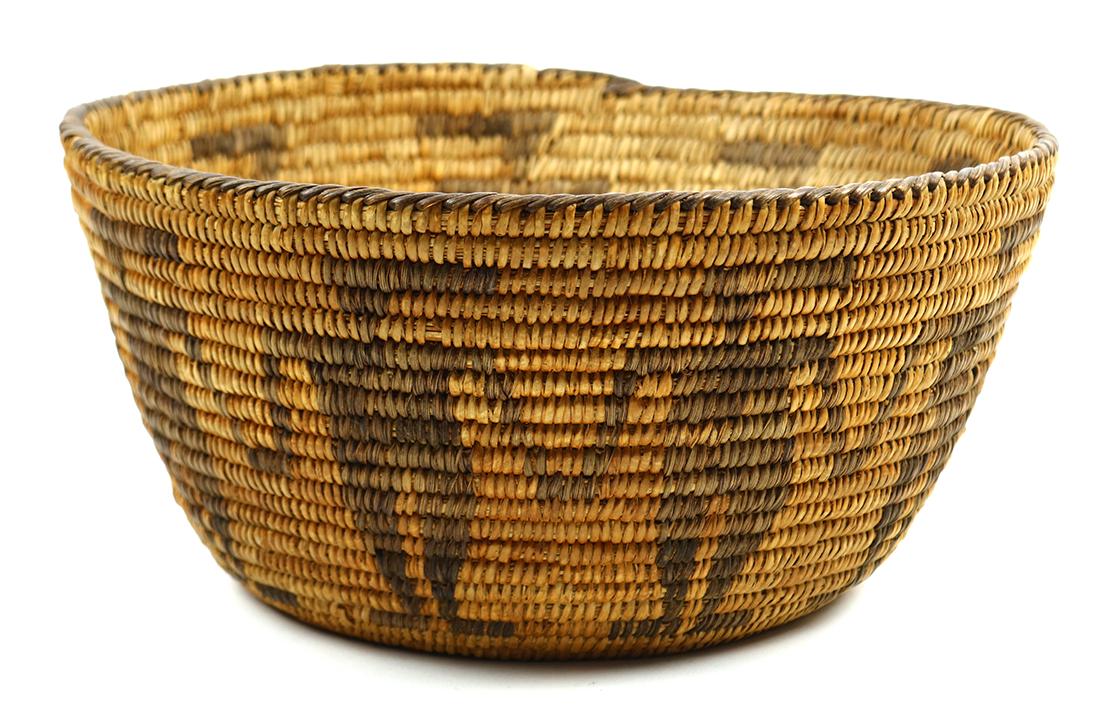 Native American Pima basket (1 of 4)
