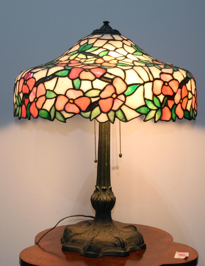 Arts and Crafts leaded glass table lamp (1 of 3)
