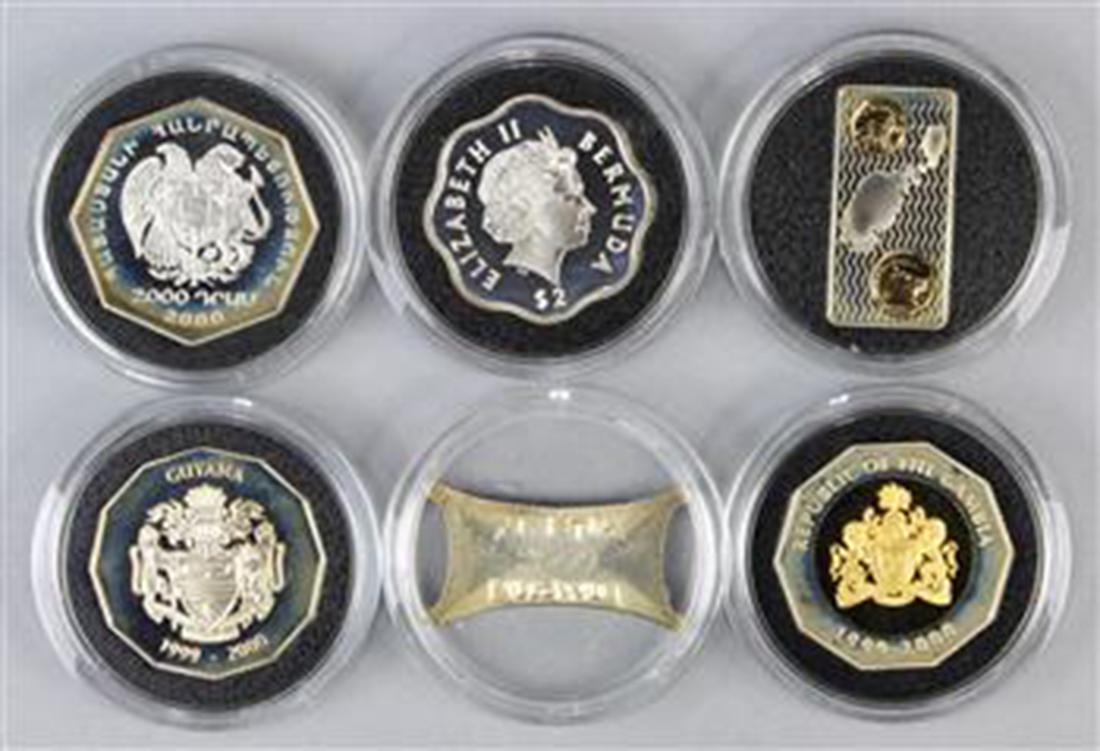 The Royal Mint 2000 Millennium "The Masterpiece Coin (1 of 5)