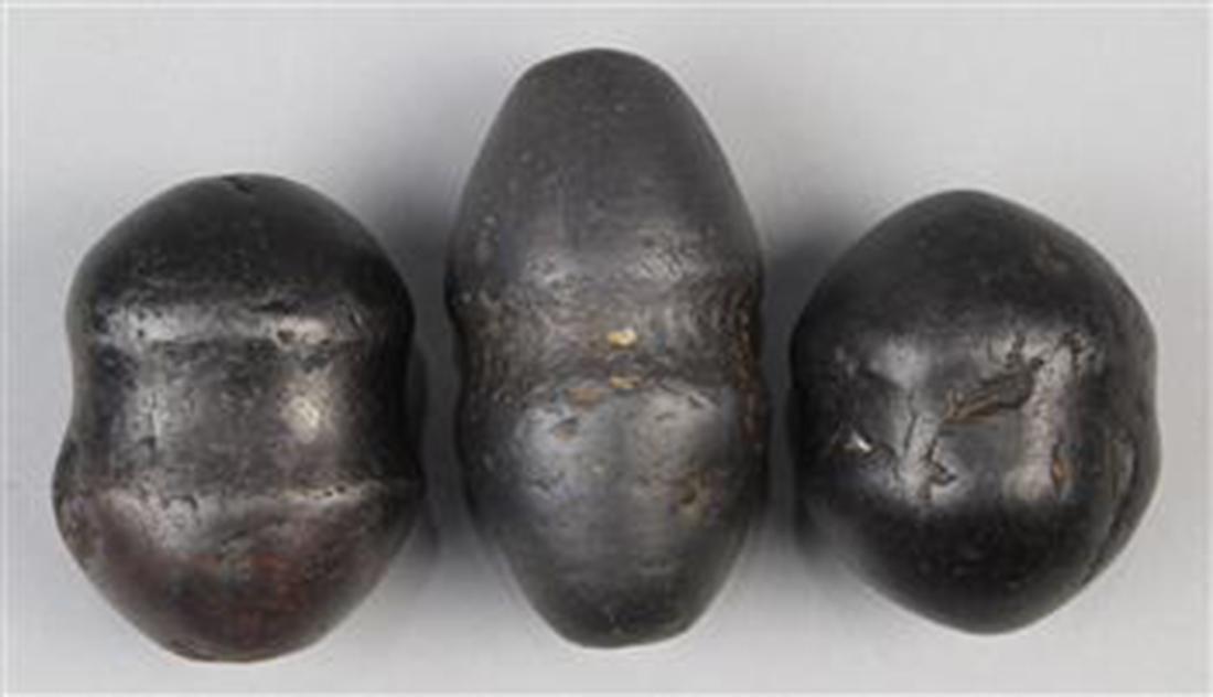 (lot of 3) Pre-Columbian stone pestle or axe head (1 of 2)