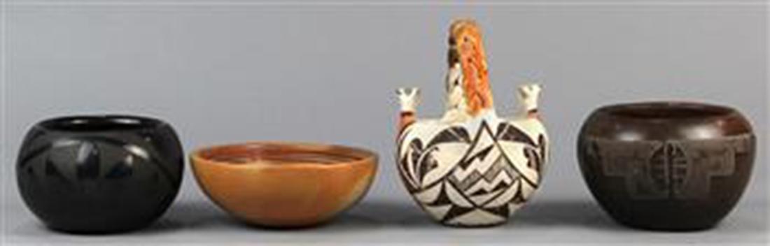 (lot of 4) Southwest Native American ceramic bowl (1 of 3)