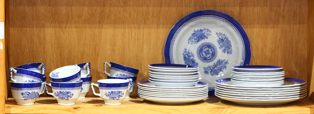 (lot of 43) English Spode transferware table service,: (lot of 43) English Spode transferware table service, consisting of dinner plates, salad plates, cups and saucers