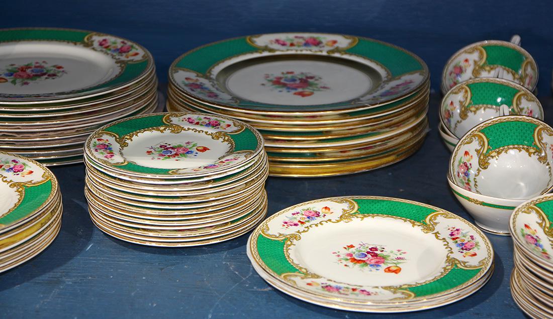 (lot of approx. 64) Myott Staffordshire table service (1 of 2)