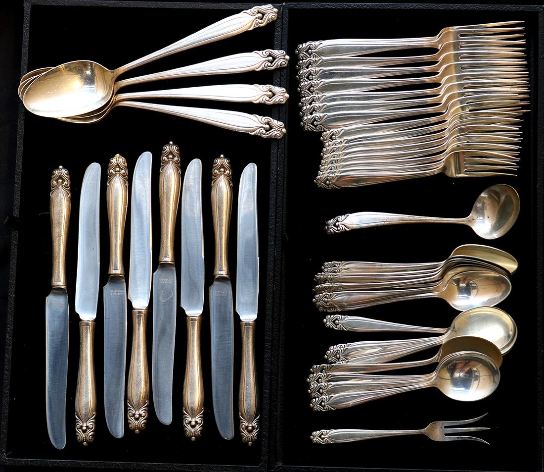 Wallace Silversmith sterling silver flatware service: (lot of 46) Wallace Silversmith sterling silver flatware service for eight in the "King Christian/Miss Columbia" pattern, consisting of dinner forks, salad forks, teaspoons, soup spoons, dinner knives