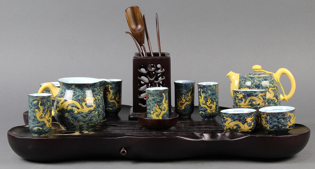 Taiwanese  Tea Ceremony Serving Set (1 of 6)