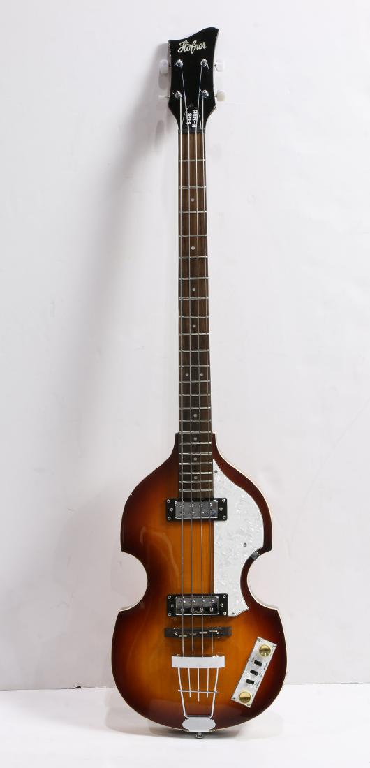 Hofner B-Bass Hi-Series Violin Bass Guitar with case, (1 of 3)