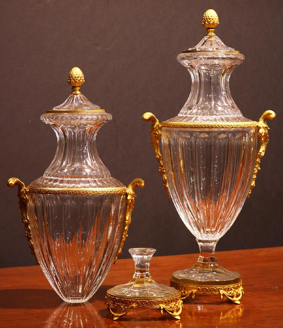 Pair of Italian glass and crystal lidded urns, 20th (1 of 1)