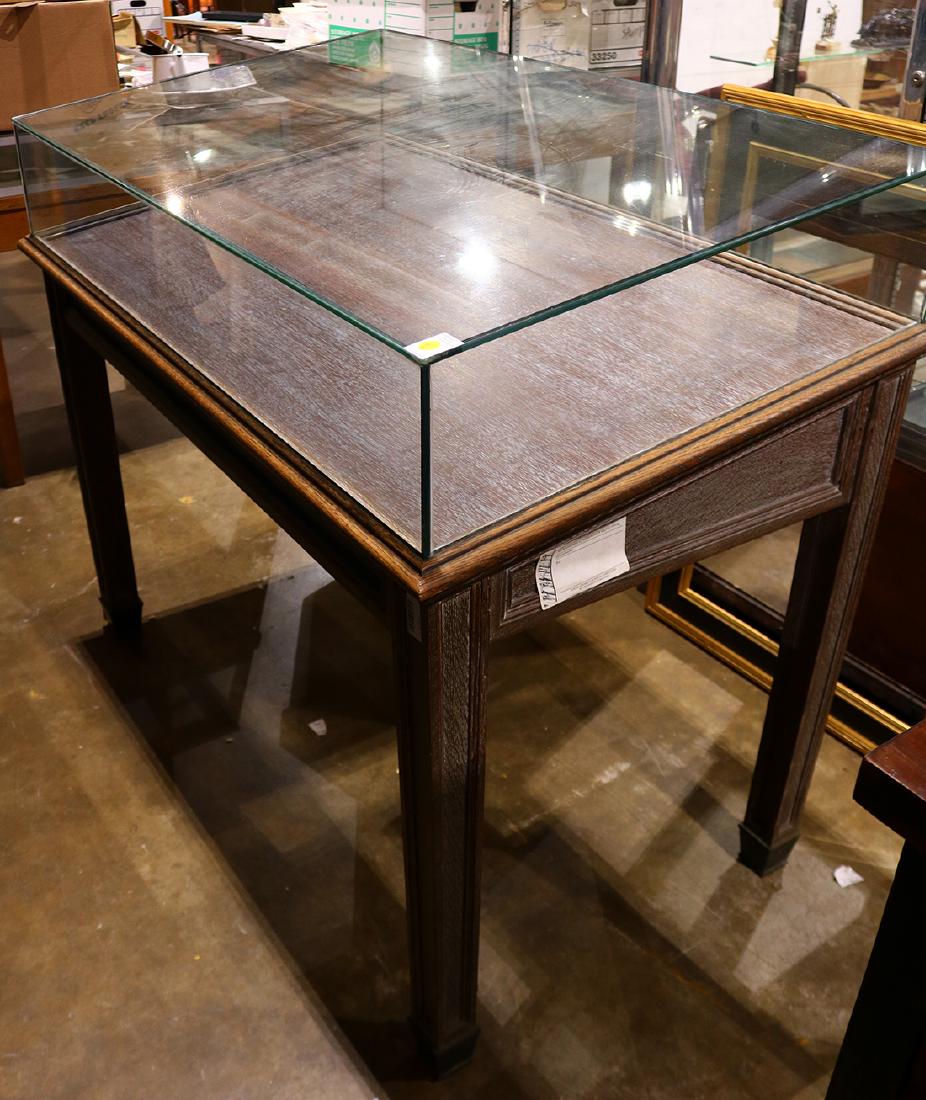 Arts and Crafts quartersawn oak table display cabinet (1 of 1)