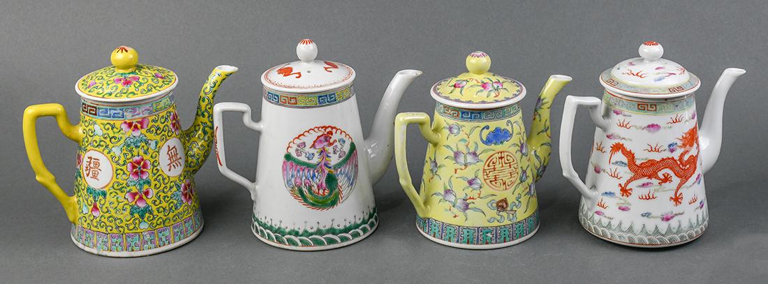 Chinese Porcelain Teapots (1 of 8)