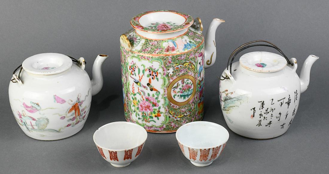 Chinese Porcelain Teapots and Cups (1 of 9)
