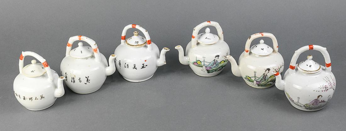 Chinese Small Porcelain Teapots (1 of 9)