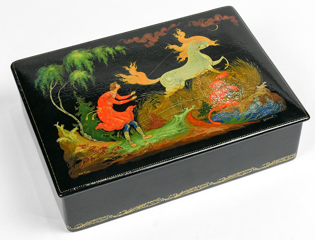Russian Palekh lacquer box (1 of 6)