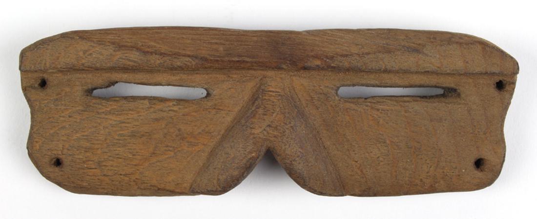 Eskimo snow goggles (1 of 2)