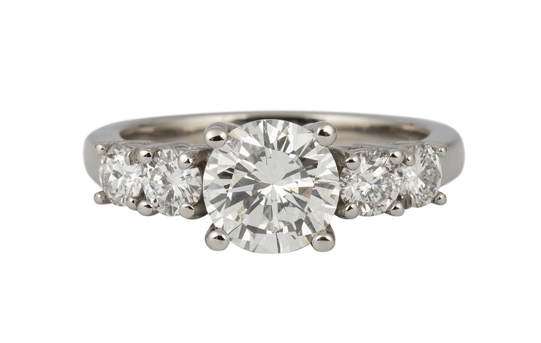 Diamond and 18k white gold ring (1 of 7)