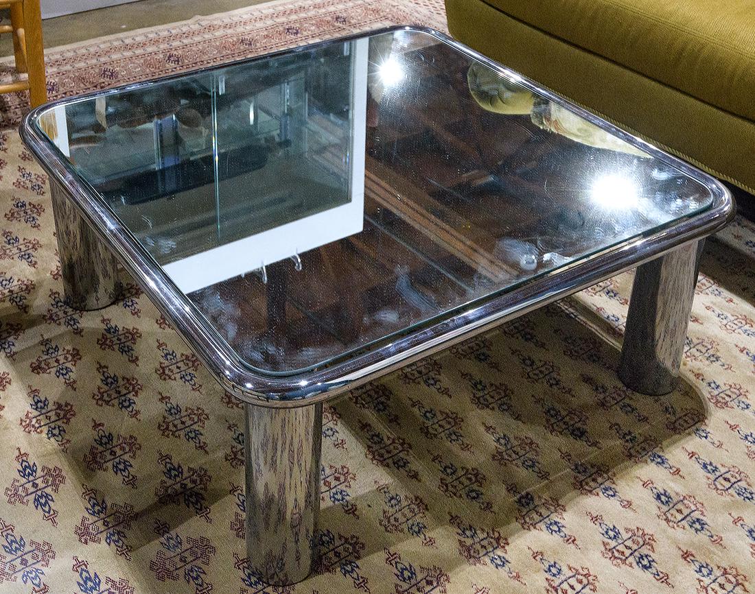 Hollywood Regency mirrored cocktail table (1 of 2)