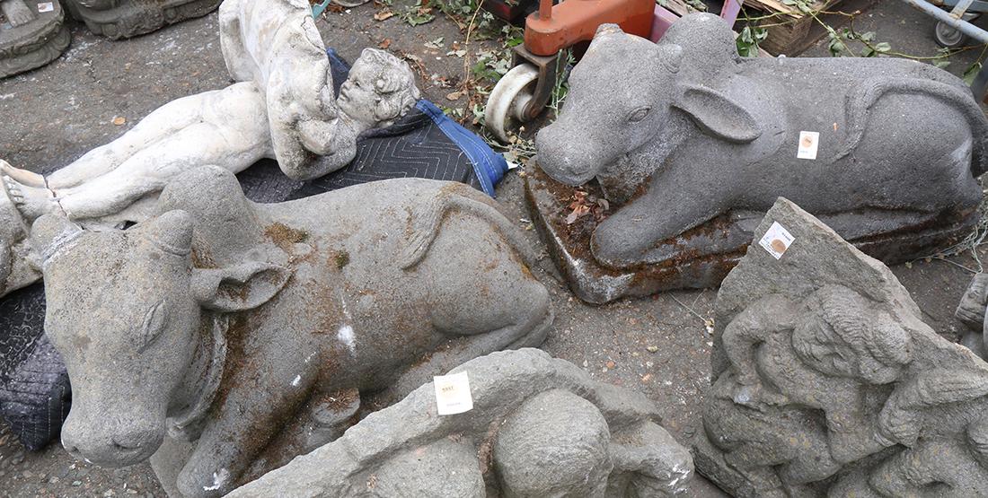 Indian Stone Ox, Nandi (1 of 3)