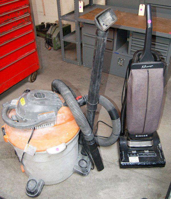 8044 Singer 7.5amp vacuum cleaner