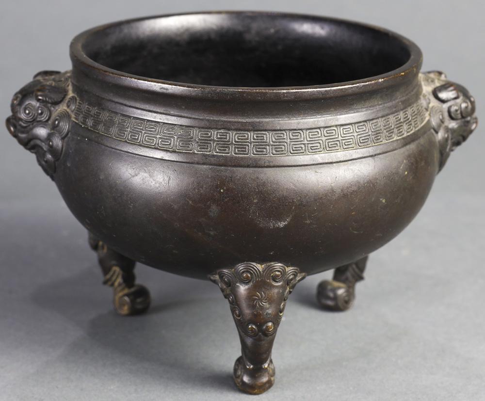 Chinese Tripod Bonze Censer (1 of 4)