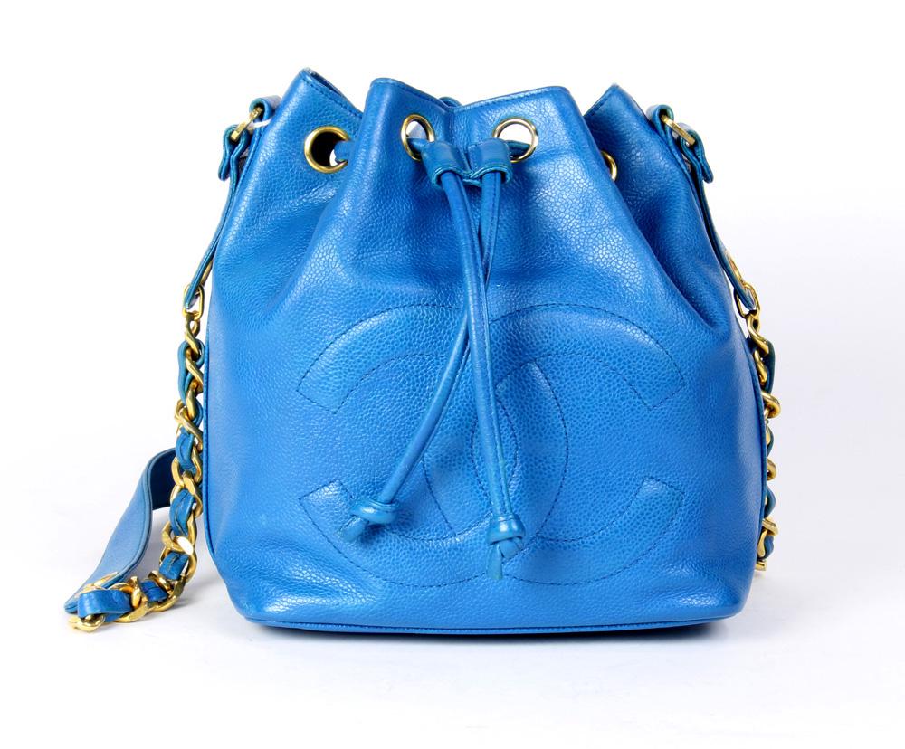 Chanel Medium Drawstring bag (1 of 5)