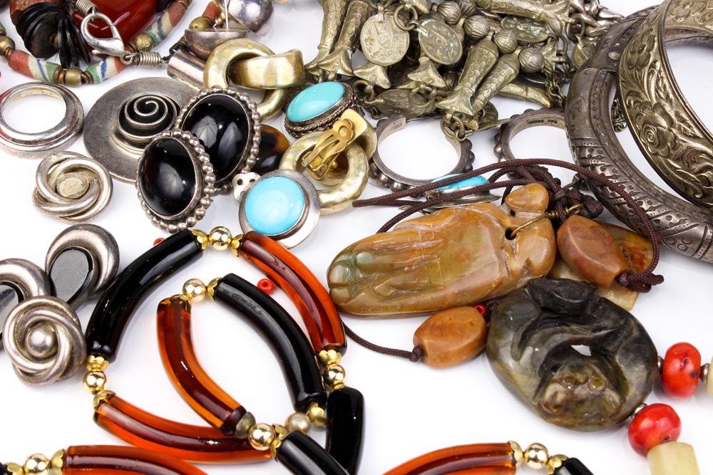 Collection of multi-stone, glass, metal jewelry: Collection of multi-stone glass metal jewelry Including 2) multi-strand glass bead metal necklaces (broken); 4) agate bone malachite cultured pearl aventurine horn jade glass metal bead necklaces; 2)