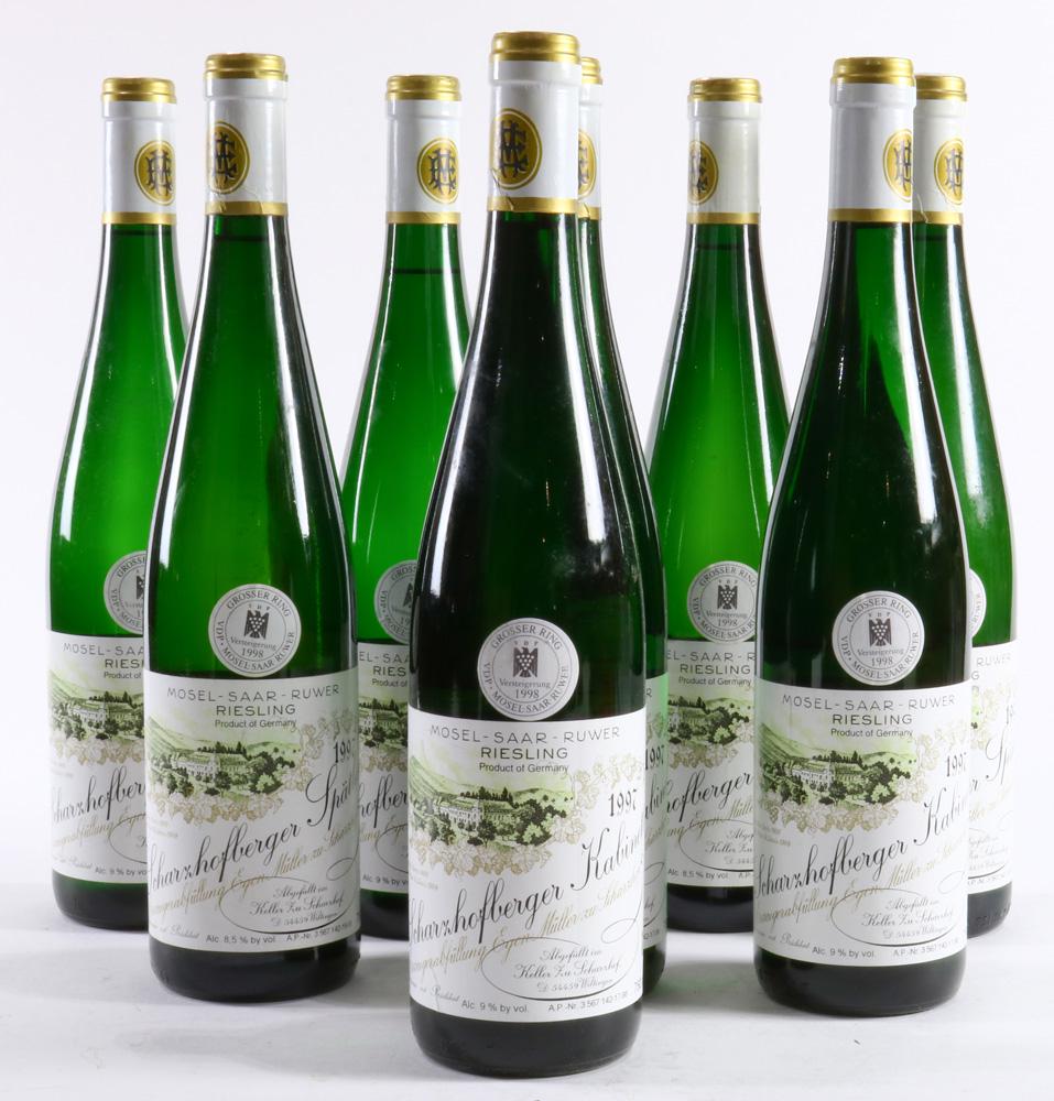 A German wine group: A German wine group, (5) 1997 Egon Muller Scharzhofberger Riesling Kabinett, Mosel, Germany; and (3) 1997 Egon Muller Scharzhofberger Riesling Spatlese, Mosel, Germany, each 750ml