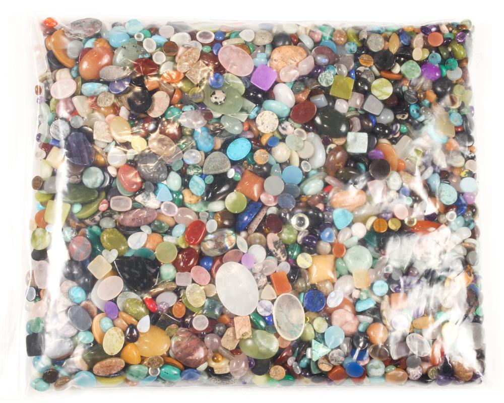 Collection of unmounted multi-stones (1 of 1)