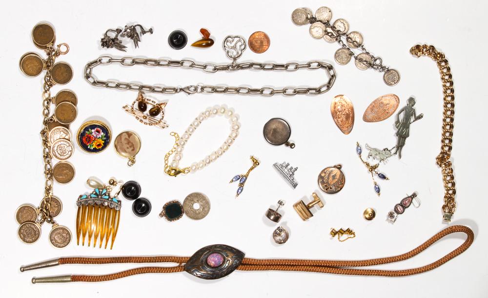 Collection of multi-stone, coin, metal, plastic items (1 of 1)