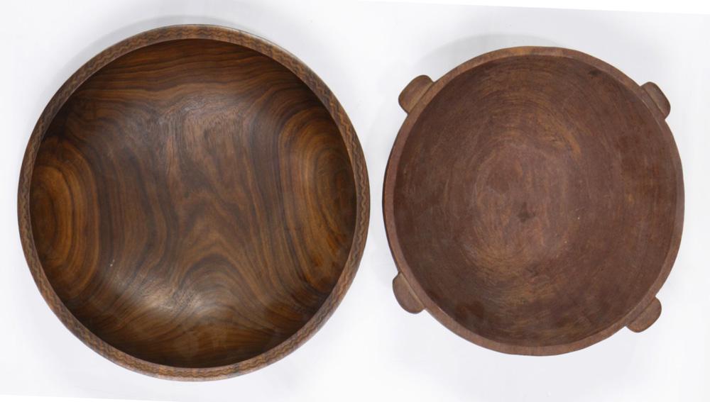 (lot of 2) Marquesas Islands decorative kava bowls (1 of 3)