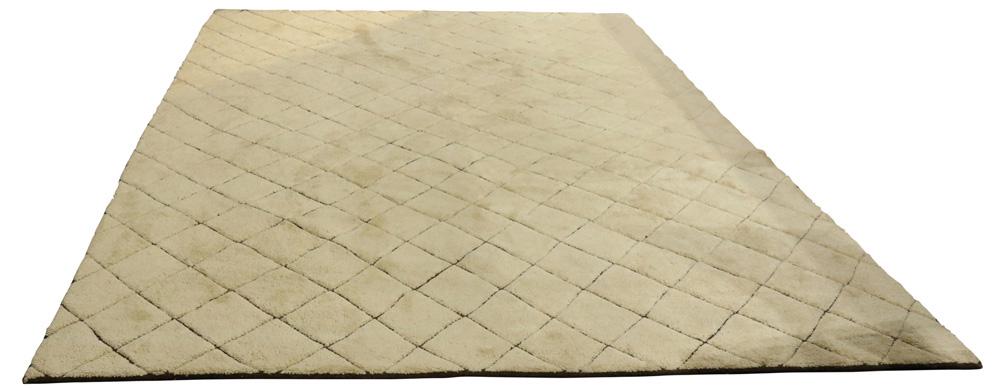 Modern Moroccan hand made carpet (1 of 5)