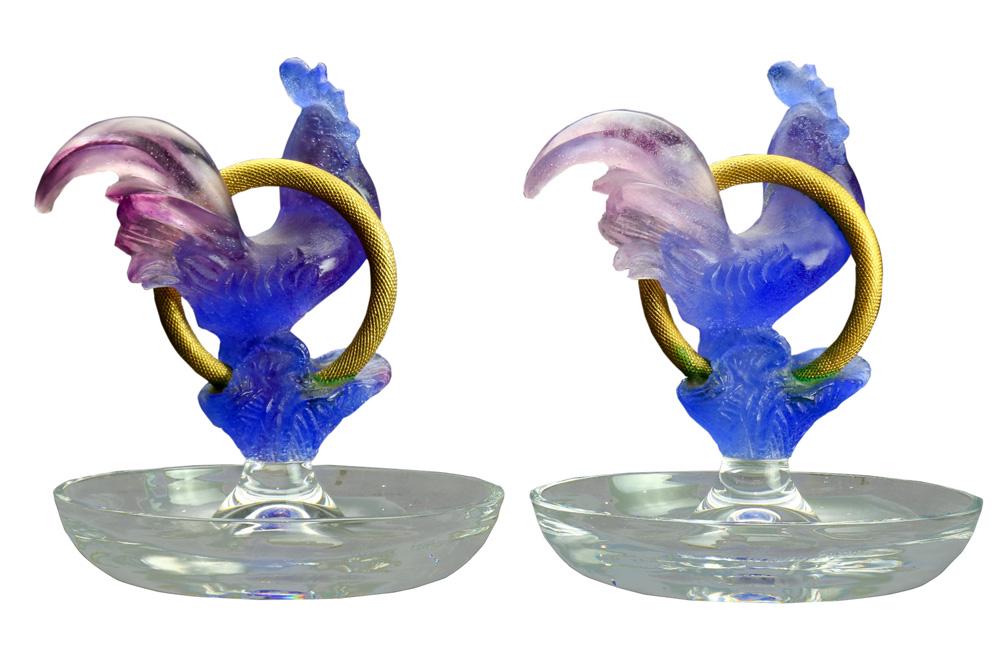 A Daum pate de verre crystal ring holder (1 of 5)