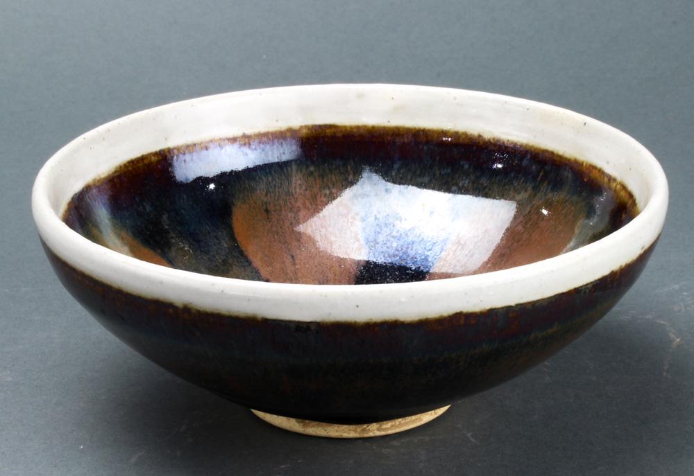 A Chinese Cizhou Black Glazed Russet Splashed Bowl (1 of 3)