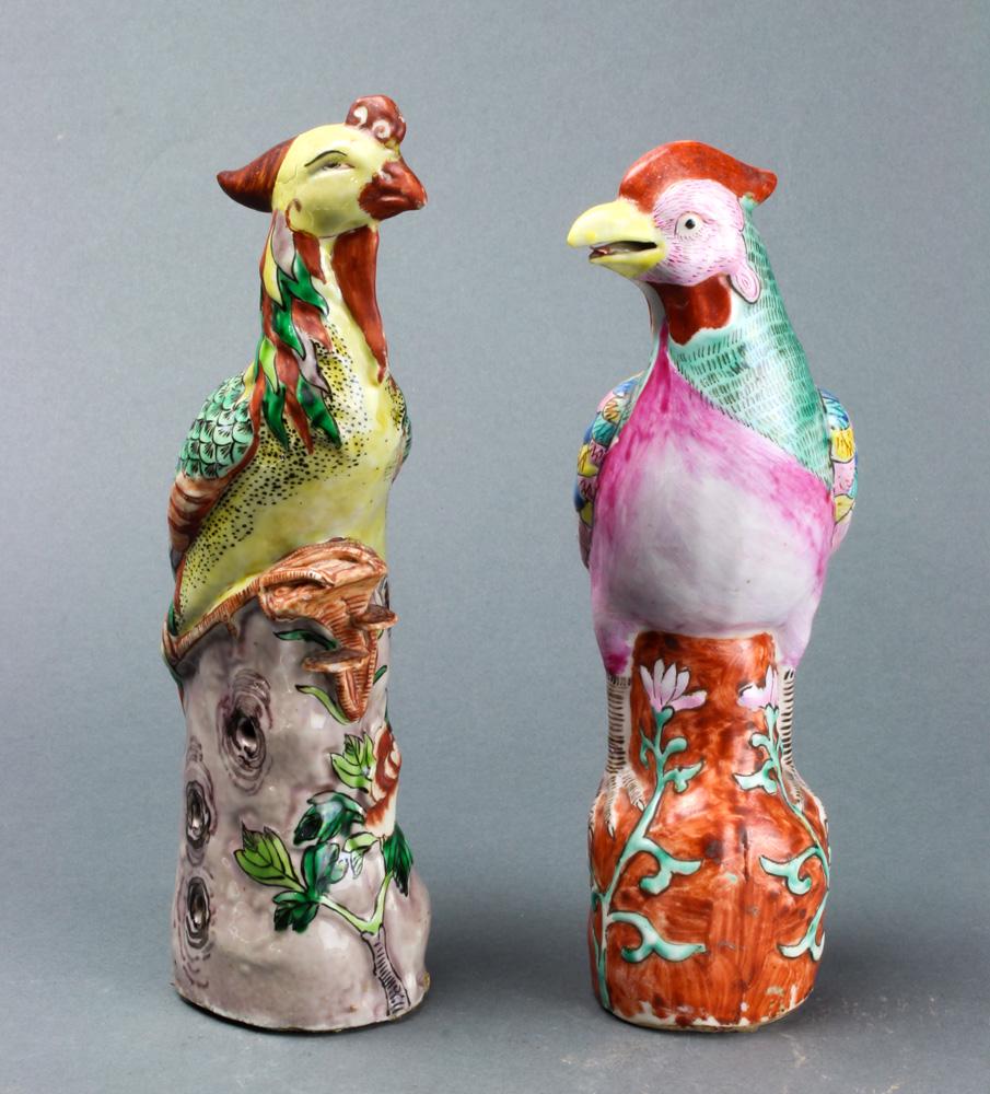 (lot of 2) Two Chinese famille-rose birds (1 of 7)
