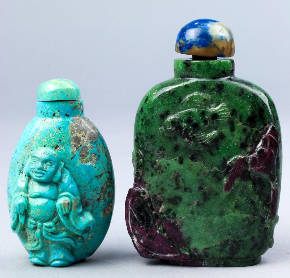 (Lot of 2) Two carve hardstone snuff bottles (1 of 5)