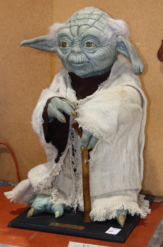 1994 Illusive concepts Star Wars life size Yoda statue Mar 21, 2020