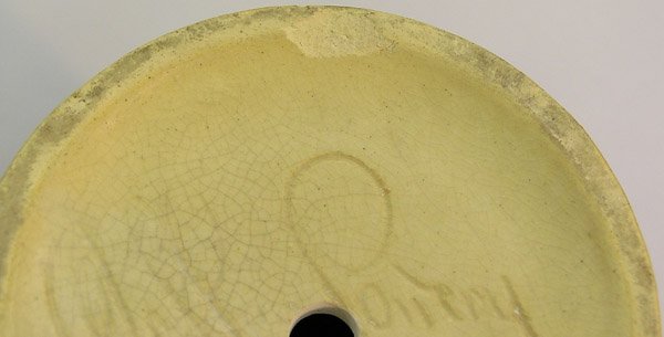 Roseville art pottery vase Magnolia - 5