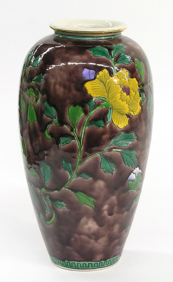 Art pottery vase