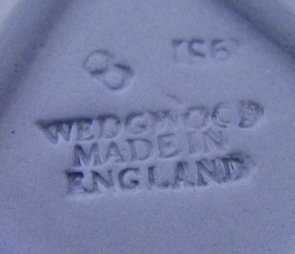 Wedgwood dish saucer urn vase - 6
